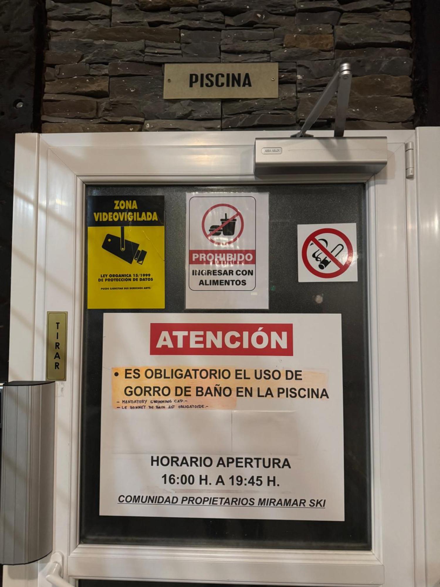 Miramar Elite Ski Con Parking Sierra Nevada Luaran gambar